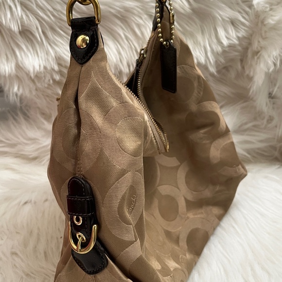 Tan/Brown Vintage Coach Purse - Picture 6 of 13